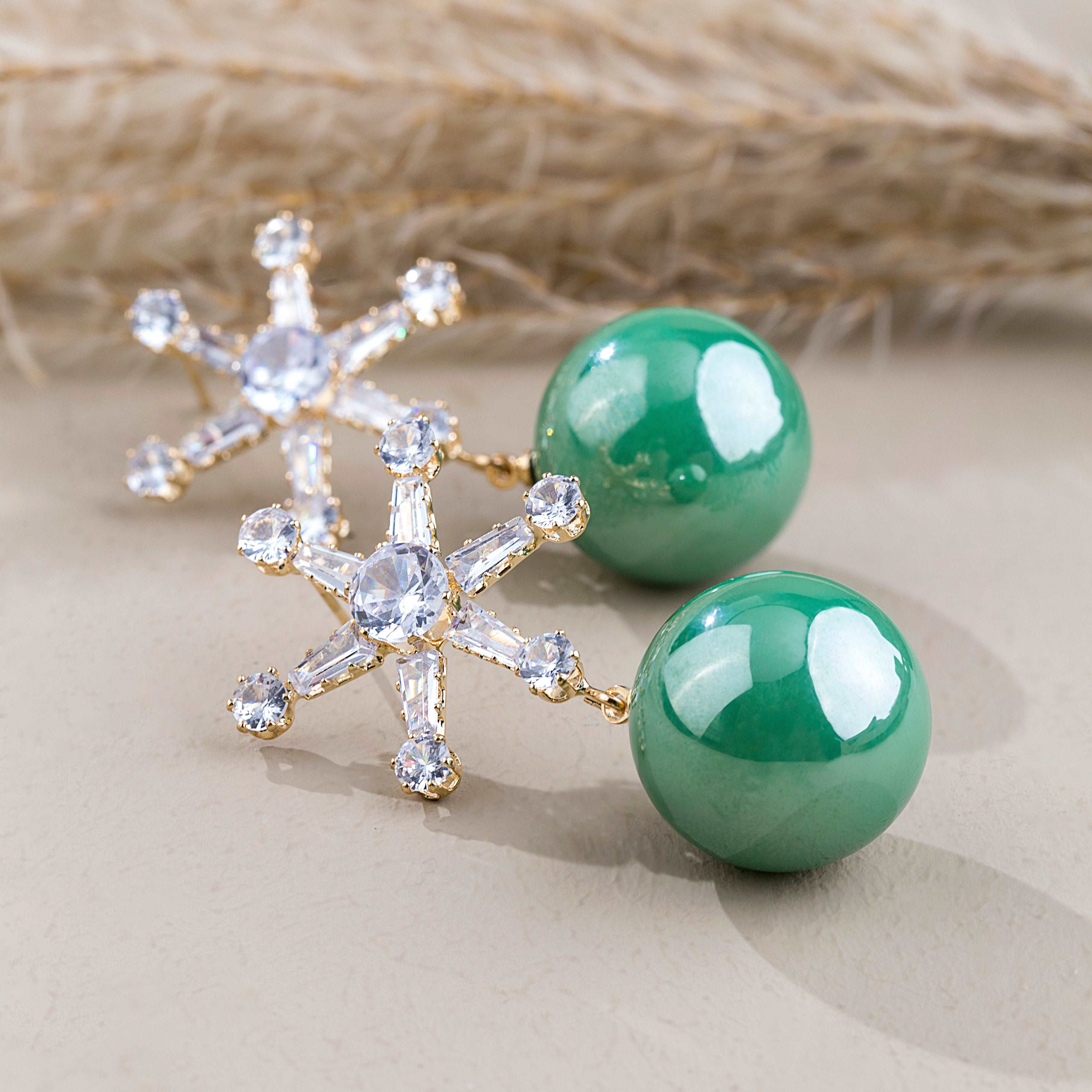 Startle Green Earrings